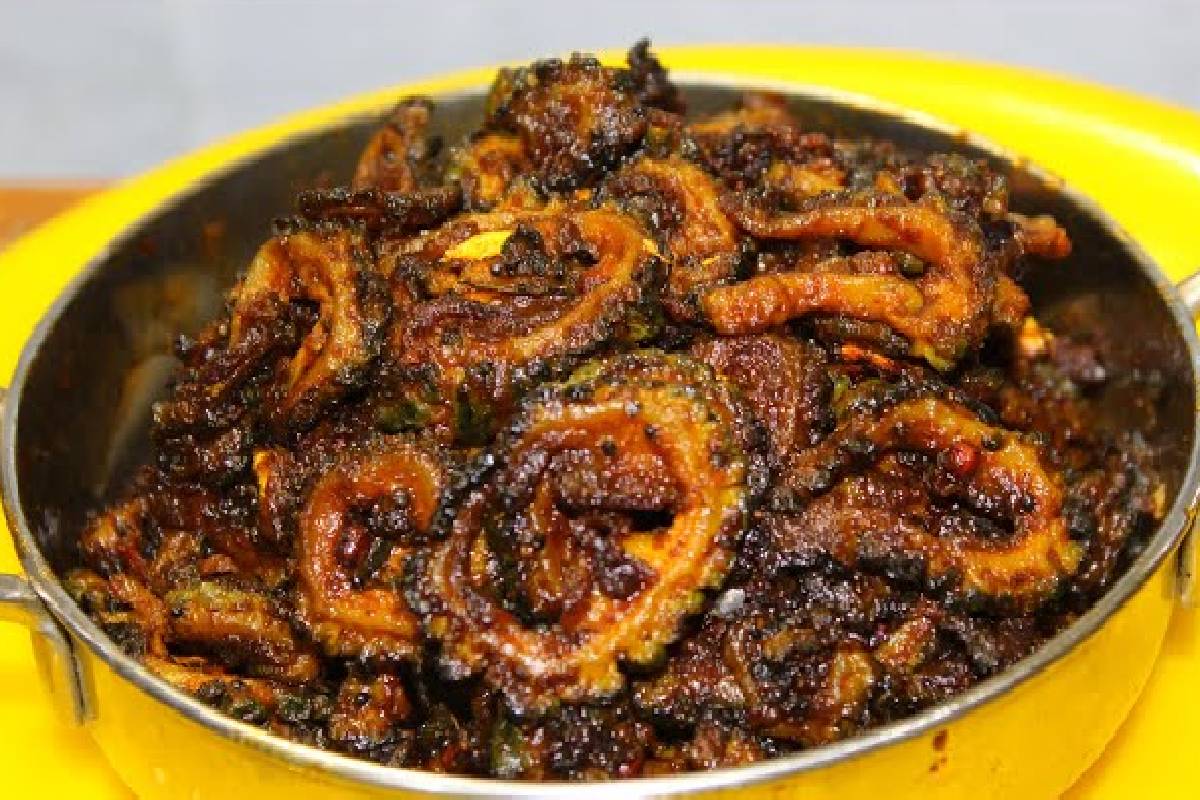 ஆந்திரா பாணியில் கசப்பே இல்லாத பாவக்காய் மசாலா ... பண்ணலாமா? | Bitter Gourd Masala Recipe In Tamil