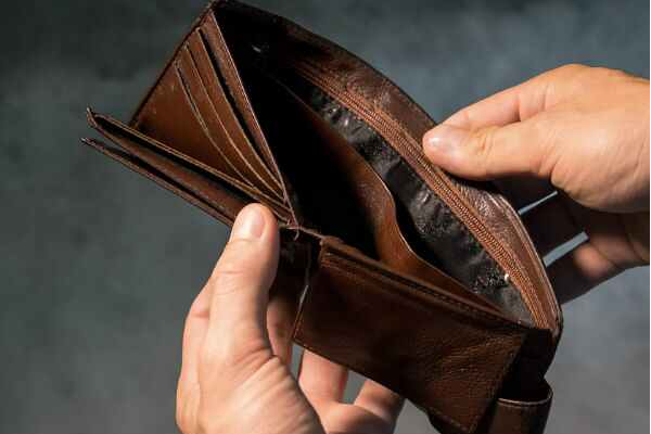 மணி பர்ஸில் நிறைய வேண்டுமா? அப்போ கண்டிப்பா இத செய்ங்க ! | Do You Want A Lot Of Money In Your Wallet