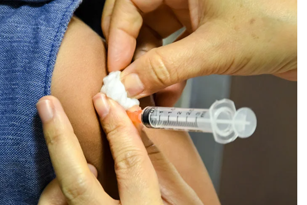 வவுனியா சிறைச்சாலை கைதிகளுக்கு தடுப்பூசி! | Vaccination Given To Vavunia Prison Inmates