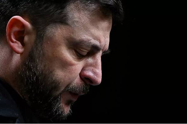 அமெரிக்க ஒப்பந்தத்தை மறுத்தால் ஜெலென்ஸ்கி கொல்லப்படலாம்... ரஷ்யாவில் இருந்து கசிந்த தகவல் | Zelenskyy Could Overthrown Or Killed