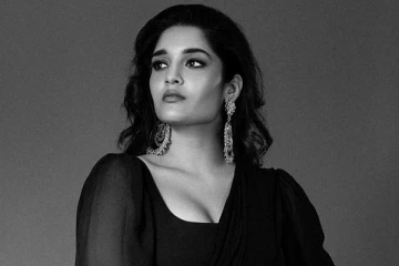 பிளாக் உடையில் ரித்திகா சிங் ஹட் போட்டோஷூட்