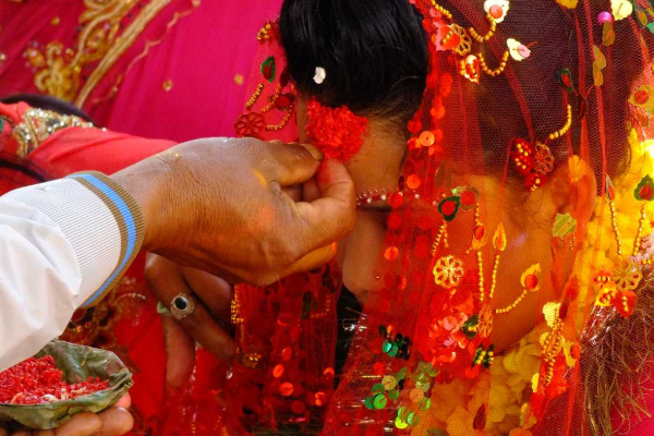 திருமண ஆசை காட்டி பெண்கள் வெளிநாட்டில் விற்பனை! | Nepali Women Sold China Under Pretext Of Marriage