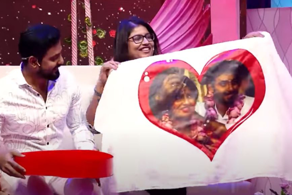 ஈழத்து பெண் ஆரிக்கு கொடுத்த முதல் பரிசு....விலையை கேட்டா தலையில் துண்டு போடுவீங்க! | Namma Veettu Kalyanam Aari Arujunan