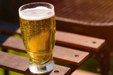 ஆண்களை அதிகம் பாதிக்கும் சிறுநீரக கல் - பீர் குடிப்பதனால் தான் இவ்வளவுமா?