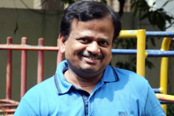 நெஞ்சுவலியுடன் காரை ஓட்டிச் சென்று மருத்துவமனையில் அட்மிட் ஆன கே.வி. ஆனந்த்! பேரதிர்ச்சியில் ரசிகர்கள் | Director Kv Anand Is No More