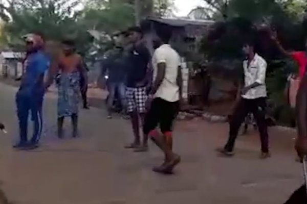 யாழில் வாள்வெட்டு தாக்குதல்: இளைஞர் படுகாயம் | Young Man Was The Target Sword Attack In Yali