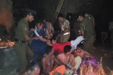 வெடுக்குநாறியில் நிலவும் பாரிய பதற்றம்... நாடாளுமன்ற உறுப்பினர் மீது பொலிஸார் தாக்குதல்!