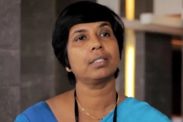 தடுப்பூசி தொடர்பாக சுகாதார அதிகாரிகள் எடுத்த சில தன்னிச்சையான முடிவுகள்! - சுதர்ஷினி