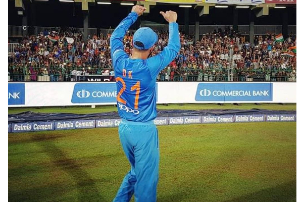 ட்விட்டர் பக்கத்தில் கருத்து பதிவிட்ட தினேஷ் கார்த்திக் : ட்வீட்டை வைரலாக்கி வரும் ரசிகர்கள்! - தமிழ்நாடு