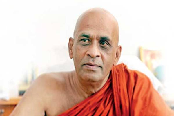 தமிழீழ விடுதலைப் புலிகள் காலத்தில் யாழ்.மக்களுக்கு பொருட்கள் வழங்கிய தேரர் | Elle Gunawansa Thero Jaffana People தமிழீழ விடுதலைப் புலிகள் காலத்தில் யாழ்.மக்களுக்கு பொருட்கள் வழங்கிய தேரர் | Elle Gunawansa Thero Jaffana People