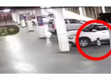 பெற்றோரின் அலட்சியம்..உயிரிழந்த குழந்தை -பதைபதைக்க வைக்கும் சிசிடிவி காட்சி!