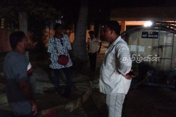 யாழில் வயல்வெளிக்கு தீ மூட்டிய விசமிகள் | Who Set Fire To The Fields In Velanai Jaffna