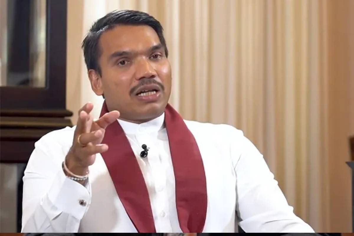 12 ஆம் திகதிக்கு முன்னர் நாமல் ராஜபக்ச கைது : அவரே வெளியிட்ட தகவல் | Namal Inside Before The 12Th