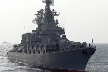 உக்ரைன் போரில் ரஸ்யாவுக்கு பாரிய இழப்பு: முதன்மை ஏவுகணை கப்பல் கடலில் மூழ்கியது(Video)