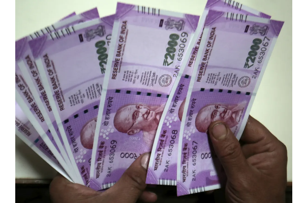 ரூபாய் நோட்டுகளில் இருக்கும் இந்த சாய்ந்த கோடுகள் எதற்கு....இதை கவனித்துள்ளீர்களா? | Small Lines In Indian Currency