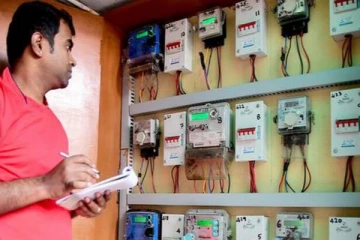 தமிழகத்தில் உயர்கிறது மின் கட்டணம் - பொதுமக்கள் அதிர்ச்சி