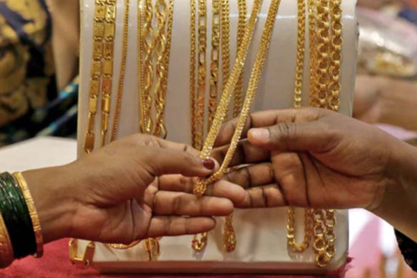 Today Gold Price: நாளுக்கு நாள் குறைந்துவரும் தங்கத்தின் விலை(23.03.2024)... குஷியில் பாமர மக்கள் | Today Gold Rate March 23 2024 In Tamil