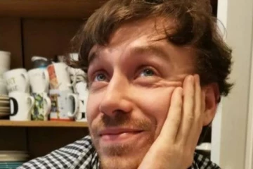 பயணத்தின் போது திடீரென உயிரிழந்த 31 வயது கோடீஸ்வர இளைஞர்! அதிர்ச்சியில் குடும்பம்