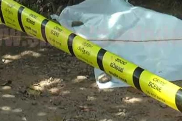 ඔබත් පරිස්සමෙන්.. නිවසටම පැමිණ නිවෙස් හිමියා ඝාතනය කර පලායයි..