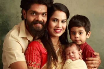 தனது 2வது மகனின் புகைப்படத்துடன் பெயரை அறிவித்த சீரியல் நடிகை அனு விக்னேஷ்... இதோ அவரது பதிவு