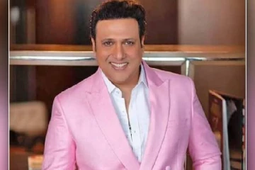 துப்பாக்கி துடைக்கும் போது தன்னை சுட்டுக்கொண்ட பிரபல நடிகர், ரசிகர்கள் ஷாக்