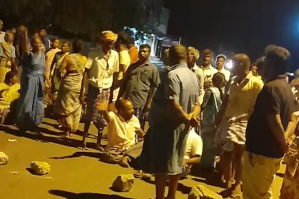 தமிழ்நாட்டை உலுக்கிய கொடூர சம்பவம் - சாதிய விரோதத்தால் பள்ளிமாணவன் மீது வாள்வெட்டு | India Nanguneri School Student Attack Caste