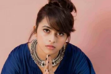 ஒரே ஒரு புகைப்படம்! இணையத்தை அதிரவைத்த நடிகை ஸ்ரீ திவ்யாவின் புகைப்படம்..