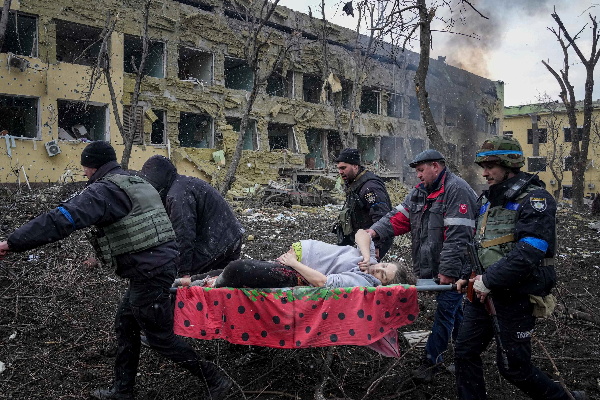 america-helps-ukraine-by-providing-money-missiles america-helps-ukraine-by-providing-money-missiles