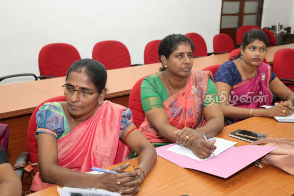 யாழில் பயன்படுத்தப்படாத நிலையில் உள்ள காணிகள் தொடர்பில் எடுக்கப்பட்ட தீர்மானம் | Jaffna District Land Use Committee Meeting யாழில் பயன்படுத்தப்படாத நிலையில் உள்ள காணிகள் தொடர்பில் எடுக்கப்பட்ட தீர்மானம் | Jaffna District Land Use Committee Meeting