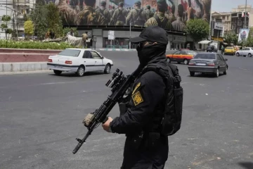 அமெரிக்க, இஸ்ரேலுடன் செயற்பட்ட 23 ஈரானியர்கள் கைது