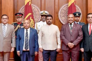 ஆறு நாடுகளின் புதிய இராஜதந்திரிகள் ஜனாதிபதியிடம் நற்சான்றிதழ் கையளிப்பு