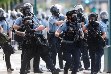 அமெரிக்காவில் பயங்கரவாத குற்றச்சாட்டுக்கு இலக்காகியிருக்கும் இலங்கையர்கள்