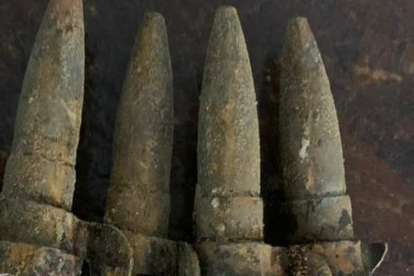 யாழில் நீர் குழாய் புதைத்தவருக்கு காத்திருந்த அதிர்ச்சி | Shock Man Bullets Buried A Water Pipe In Jaffna