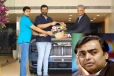 முகேஷ் அம்பானி உள்பட எந்த கோடீஸ்வரரிடமும் இல்லாத காரை வாங்கிய தமிழக தொழிலதிபர்!
