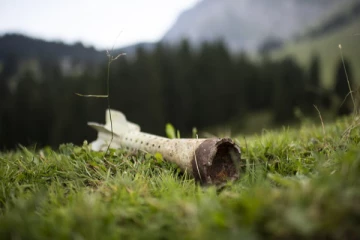 சுவிட்சர்லாந்தில் 1000-க்கும் மேற்பட்ட வெடிக்காத குண்டுகள் கண்டுபிடிப்பு! இராணுவ செய்தித் தொடர்பாளர் அதிர்ச்சி தகவல்