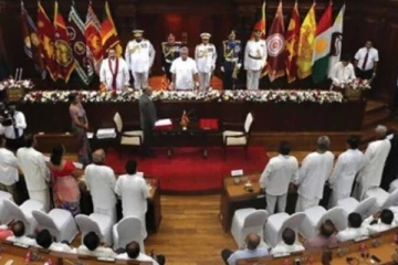 இலங்கை அரசியலில் புதிய திருப்பம் : இலங்கையில் தற்காலிக அமைச்சர்கள் பதவியேற்பு
