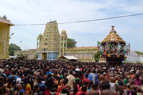 வரலாற்று சிறப்பு மிக்க துன்னாலை வல்லிபுர ஆழ்வார் ஆலய தேர்த்திருவிழா (Video) | Festival Historic Tunnalai Vallipura Alwar Temple