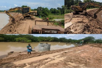 முல்லைத்தீவில் ஆபத்தான நிலையில் காணப்படும் குளம் (Photos)