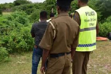 யாழில் உயிர்கொல்லி ஐஸ் போதைப்பொருள் வியாபாரிகள் கைது