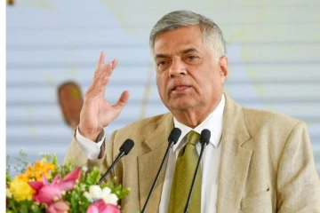 கடன் மறுசீரமைப்பு தொடர்பில் இந்தியாவின் பதிலை இலங்கை எதிர்பாக்கிறது: ரணில் விக்ரமசிங்க