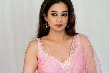 வாய்ப்பு கொடுக்காத டாப் ஹீரோக்கள்.. காரணம் என்ன? நடிகை பிரியாமணி இப்படி சொல்லிட்டாரே