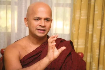 அனைத்து குற்றங்களுக்கும் அருந்திகவே முன்னோடி:உடுவே தம்மாலோக்க தேரர்
