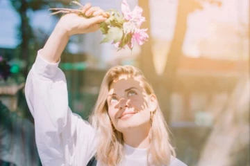 கோடை காலத்தில் சருமத்தை பராமரிக்க எளிய வழிமுறைகள்