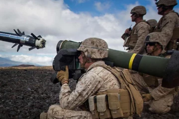 சீறிப்பாயும் அமெரிக்கா கொடுத்த ஆயுதம்; ரஷ்ய பீரங்கிகளை  துவம்சம் செய்யும்  உக்ரைன்!