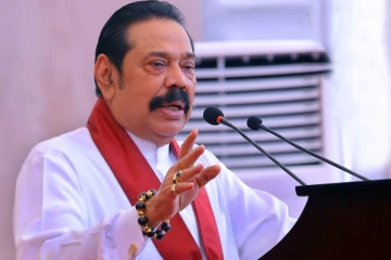 நான் 50 ஆண்டுகளாக அரசியலில் இருக்கிறேன் - நீங்கள் மிகப்பெரும் தவறை செய்கிறீர்கள்! சீற்றமடைந்த மகிந்த