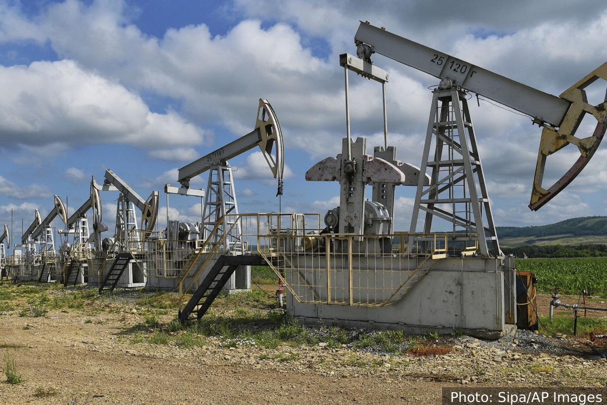 ரஷ்யாவிடமிருந்து எண்ணெய் வாங்க இந்தியாவுக்கு 30 நாட்கள் தற்காலிக விலக்கு! அமெரிக்கா அவகாசம் | America Grants 30 Days Waiver To Buy Russian Oil