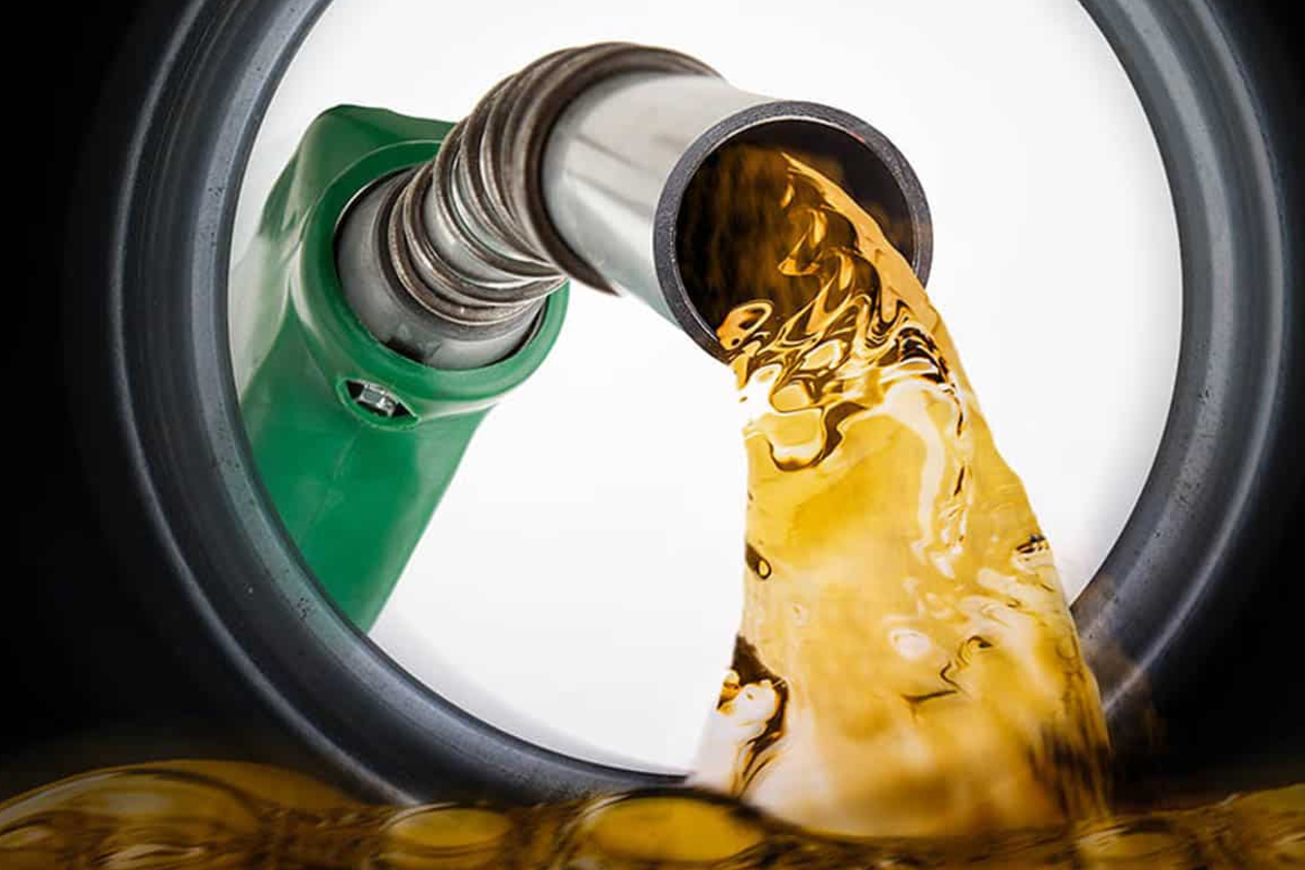 இந்தியாவுடன் ஒப்பிடும்போது ஈரானில் ஒரு லிட்டர் பெட்ரோல் விலை எவ்வளவு? | How Much A Liter Of Petrol Costs In Iran