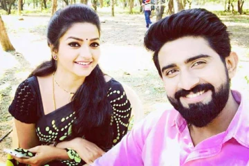 நந்தினி சீரியல் ஹீரோவின் மனைவியை பார்த்துள்ளீர்களா! அழகிய ஜோடியின் புகைப்படம் இதோ