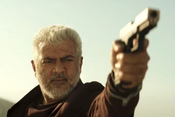 ரிலீஸுக்கு முன் வசூலில் மாஸ் காட்டும் அஜித்.. விடாமுயற்சி படத்தின் ப்ரீ புக்கிங் வசூல்