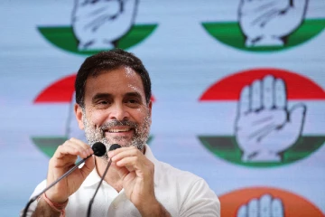 எதிர் கட்சி தலைவர் ராகுல் காந்தி இல்லையா? - காங்கிரஸ் நிர்வாகி வெளியிட்ட பரபரப்பு தகவல்